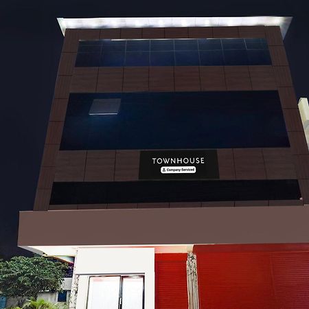 Townhouse Bidadi Formerly Royal Garuda Ngoại thất bức ảnh