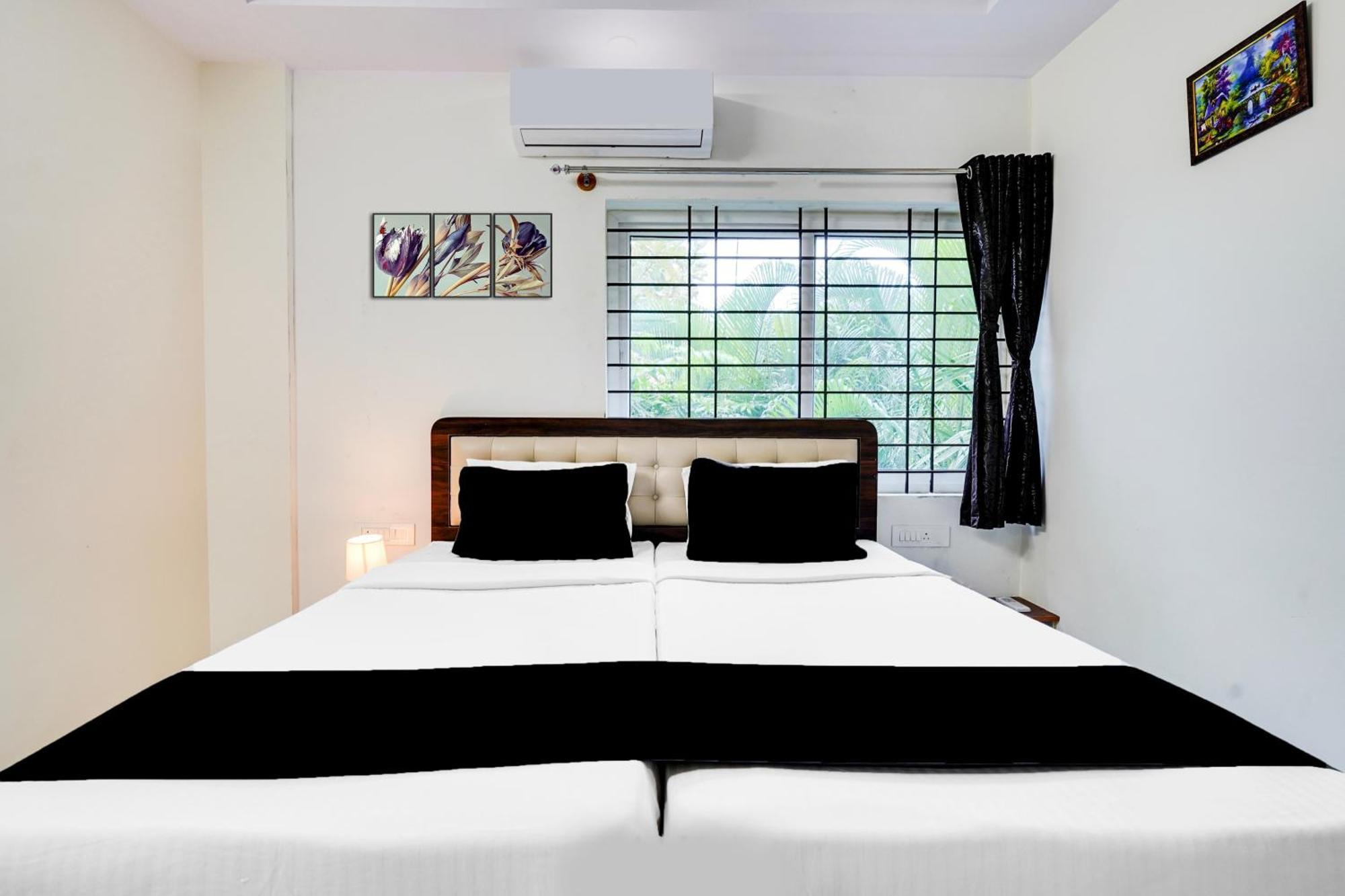 Townhouse Bidadi Formerly Royal Garuda Ngoại thất bức ảnh