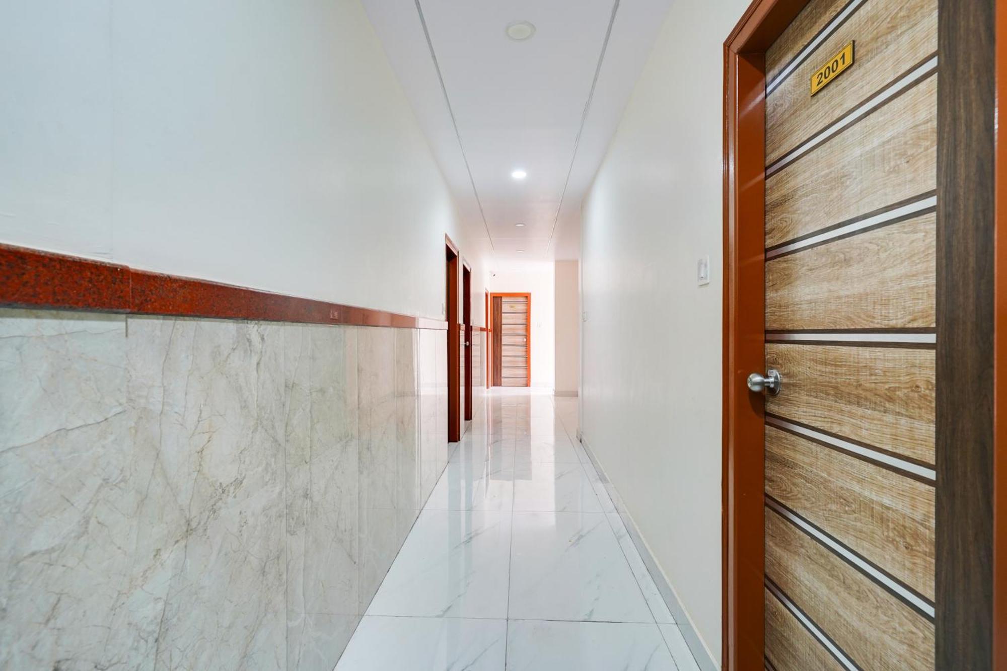 Townhouse Bidadi Formerly Royal Garuda Ngoại thất bức ảnh