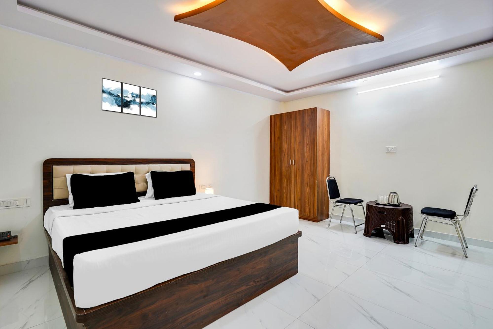 Townhouse Bidadi Formerly Royal Garuda Ngoại thất bức ảnh