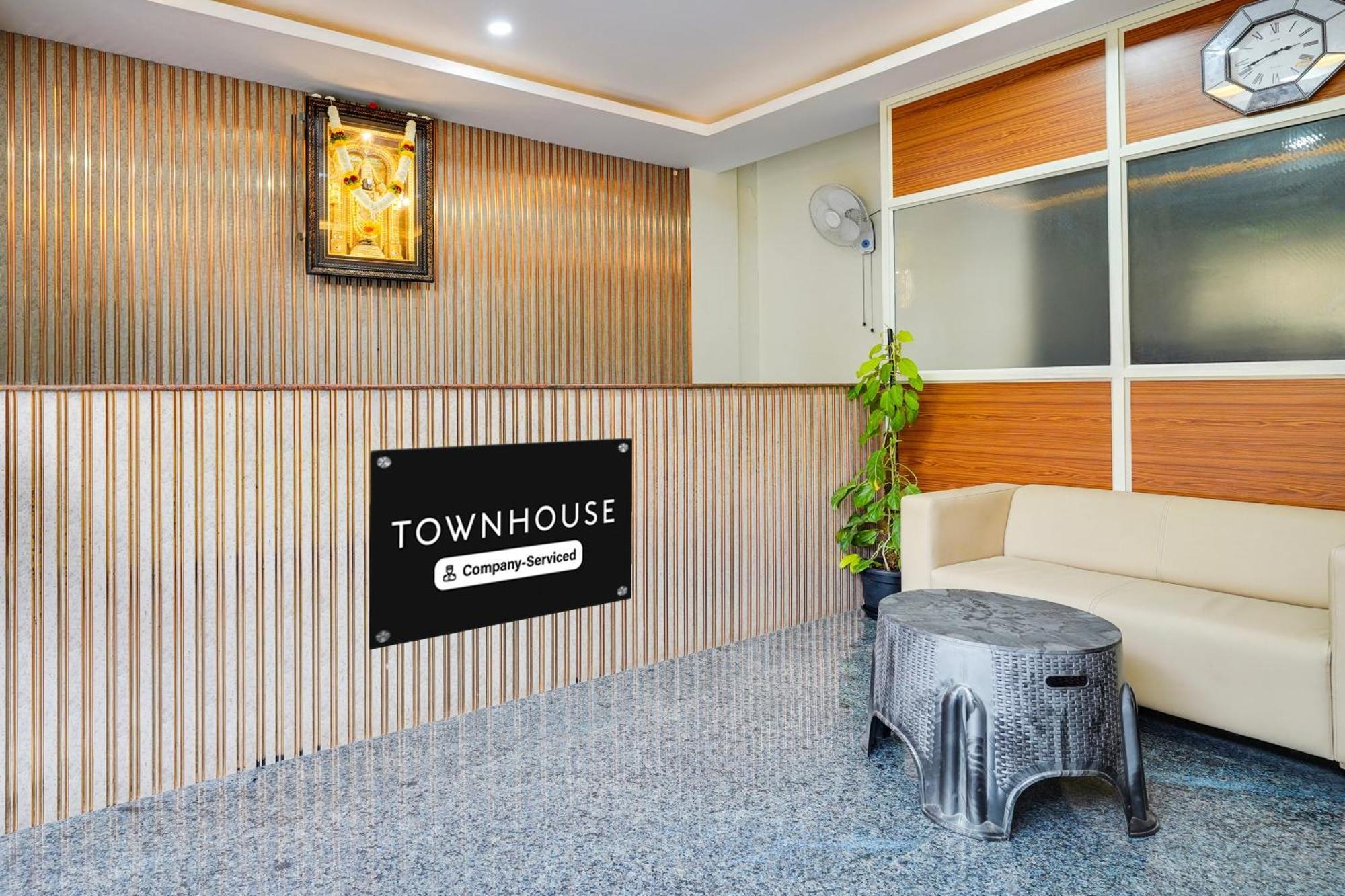 Townhouse Bidadi Formerly Royal Garuda Ngoại thất bức ảnh