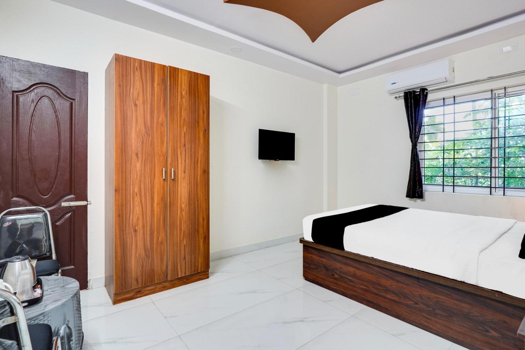 Townhouse Bidadi Formerly Royal Garuda Ngoại thất bức ảnh