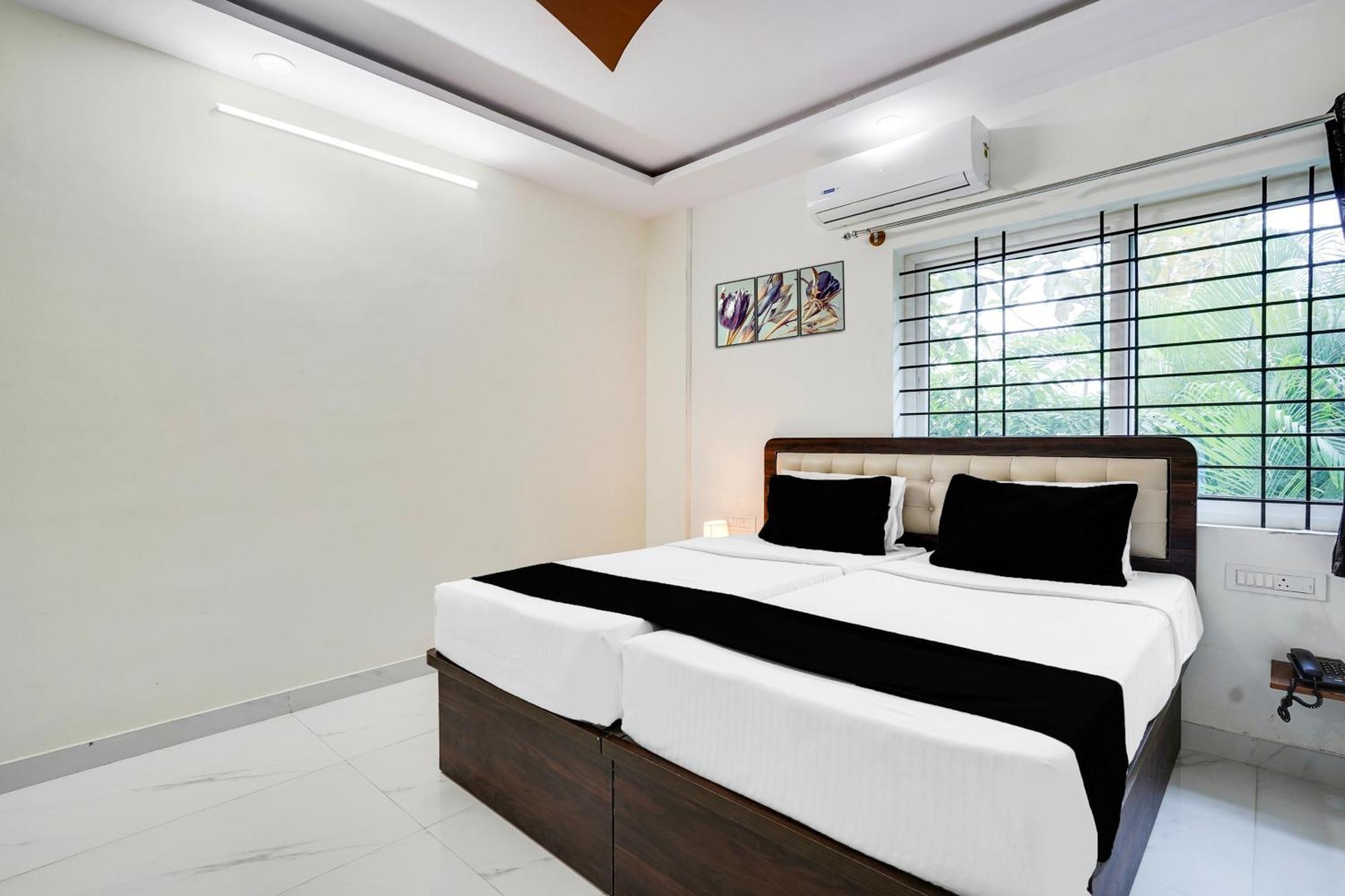 Townhouse Bidadi Formerly Royal Garuda Ngoại thất bức ảnh